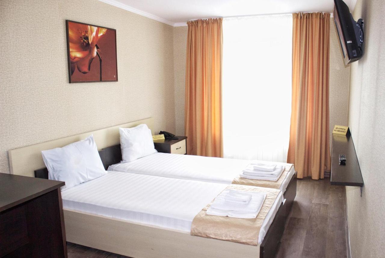 Azamat Hotel Astana Dış mekan fotoğraf